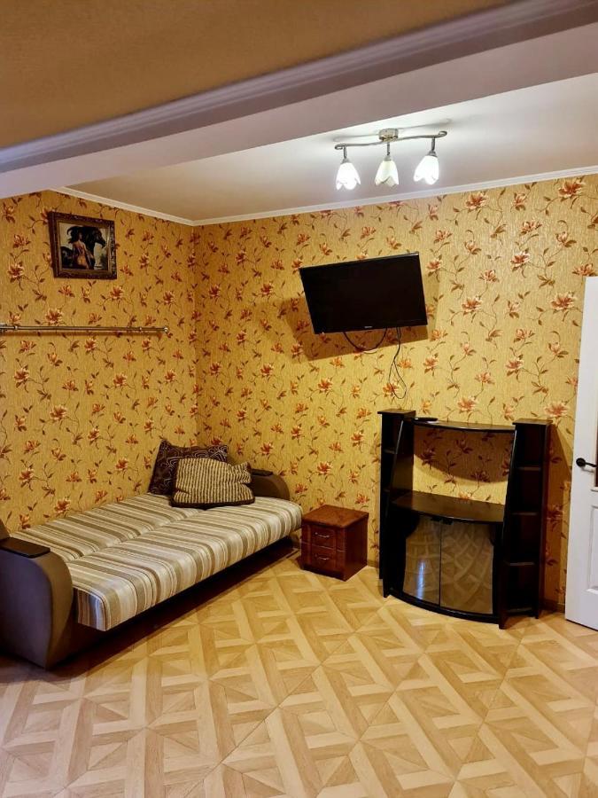 Мини-Отель Kropyvnytskyi Bagian luar foto