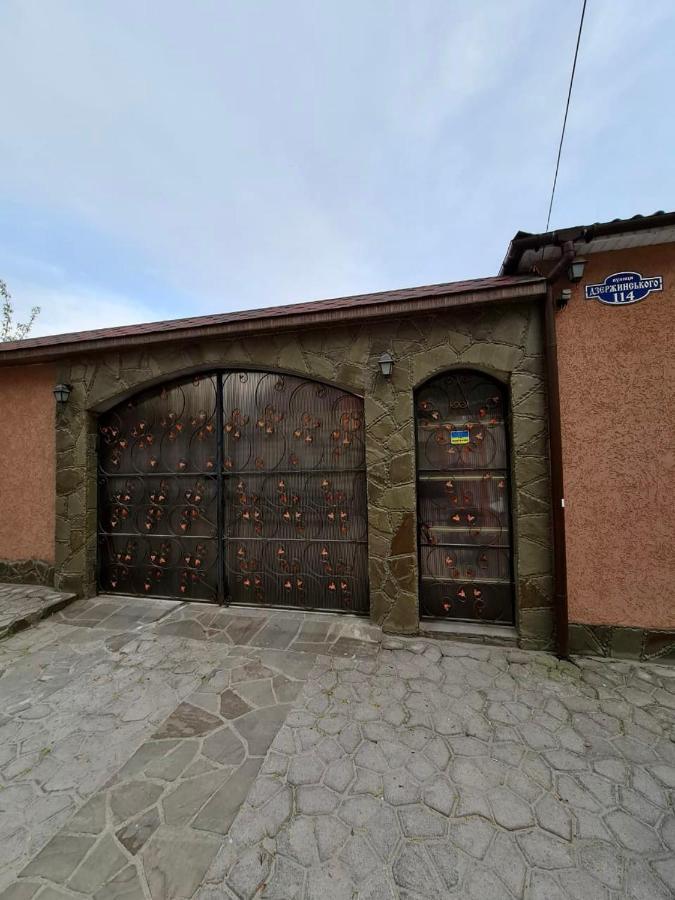 Мини-Отель Kropyvnytskyi Bagian luar foto
