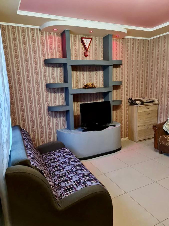 Мини-Отель Kropyvnytskyi Bagian luar foto